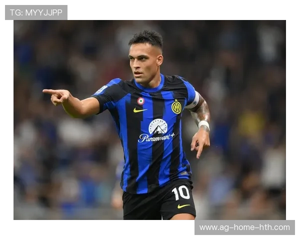 那不勒斯肋部突破形成持续压迫